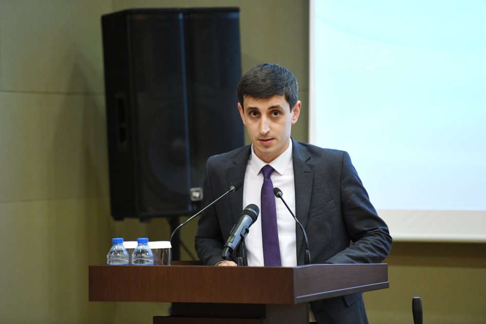 Ümummilli Lider Heydər Əliyevin anadan olmasının 101-ci ildönümü münasibətilə SOCAR-da tədbir keçirilib (FOTO)