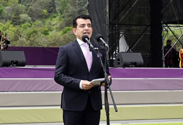 Heydər Əliyev Fondu qısa vaxt ərzində əldə etdiyi nailiyyətlərə görə təbrikə layiqdir - Salim bin Məhəmməd əl-Malik
