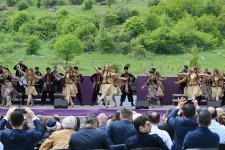 VII “Xarıbülbül” Beynəlxalq Musiqi Festivalının möhtəşəm açılışından reportaj (FOTO)