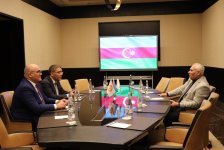 Kamran Nəbizadə IWF prezidenti ilə görüşüb (FOTO)