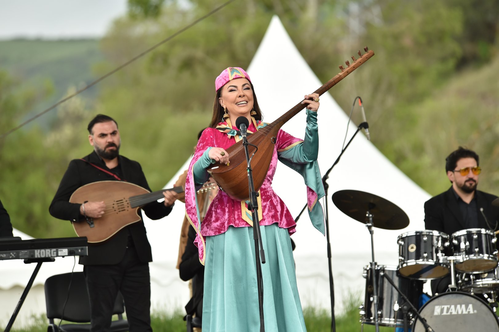 Laçında “Aşıq mahnıları yeni səslənmədə” (FOTO/VİDEO)