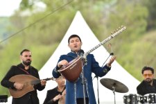 Laçında “Aşıq mahnıları yeni səslənmədə” (FOTO/VİDEO)