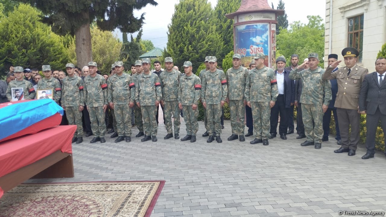 Ağdamda Birinci Qarabağ müharibəsinin iki şəhidi dəfn edilib (FOTO)