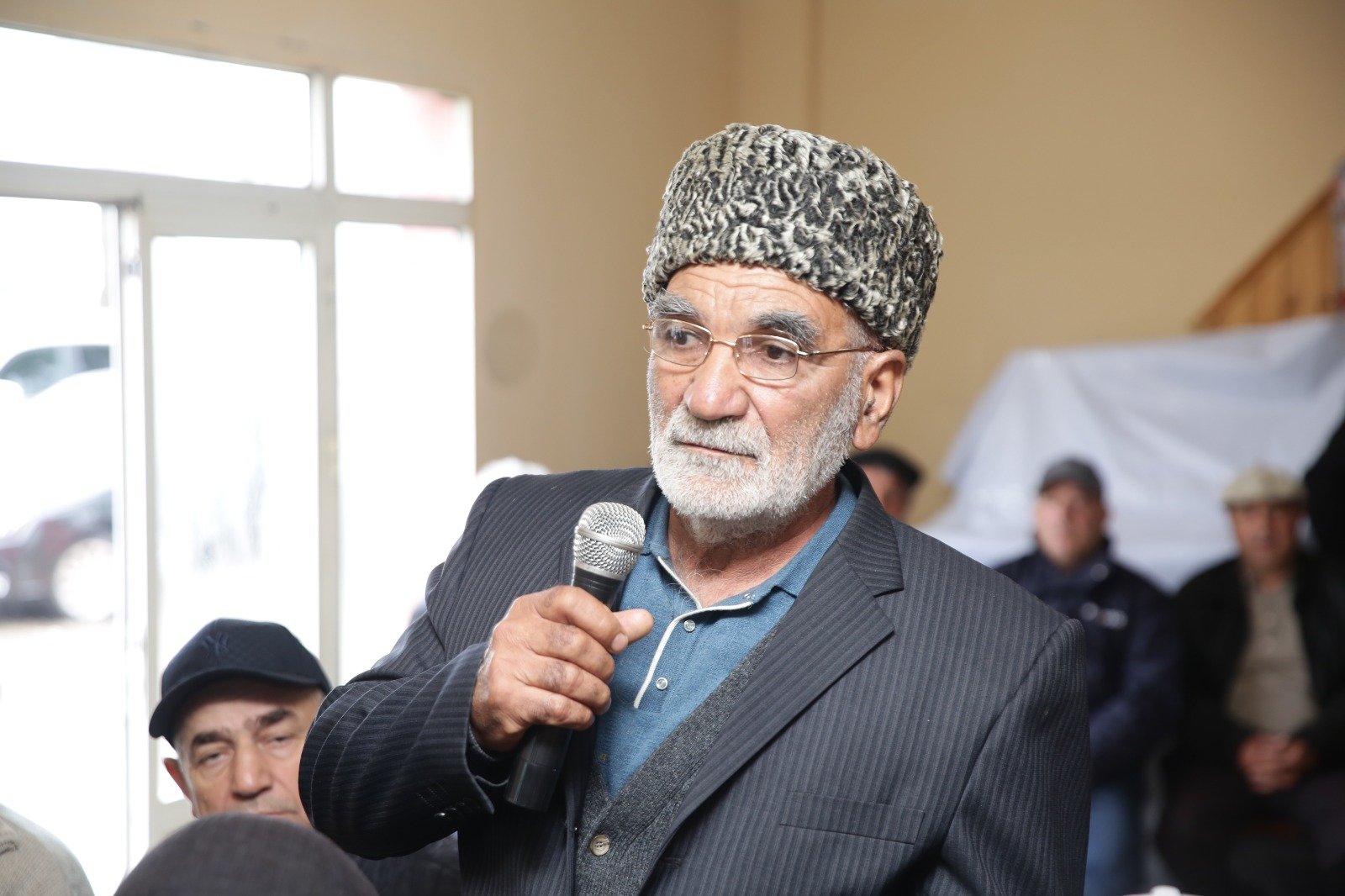 Xaçmazın Çarxı kəndində növbəti səyyar qəbul keçirilib (FOTO)
