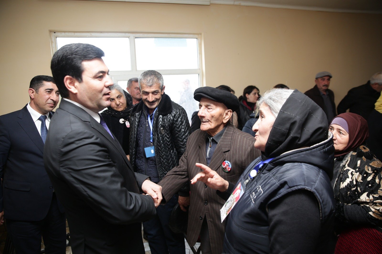 Xaçmazın Çarxı kəndində növbəti səyyar qəbul keçirilib (FOTO)