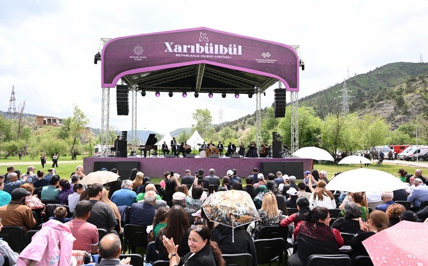 “Xarıbülbül” festivalı “Sələflər və xələflər”lə Laçında (FOTO)