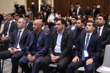 4 ayda Azərbaycana səfər edən əcnəbi vətəndaşların  sayında 40 faizə yaxın artım olub (FOTO)
