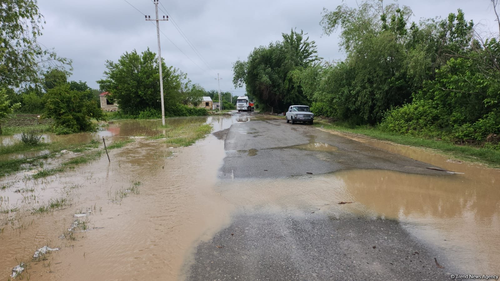 Qarqarçaydan sel keçdi, Ağdamın kəndlərini su basdı (FOTO)