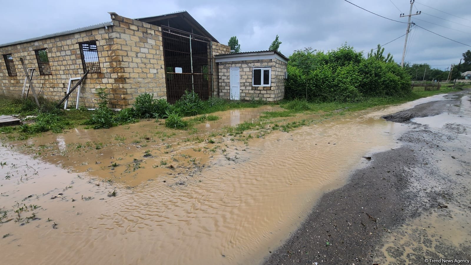 Qarqarçaydan sel keçdi, Ağdamın kəndlərini su basdı (FOTO)