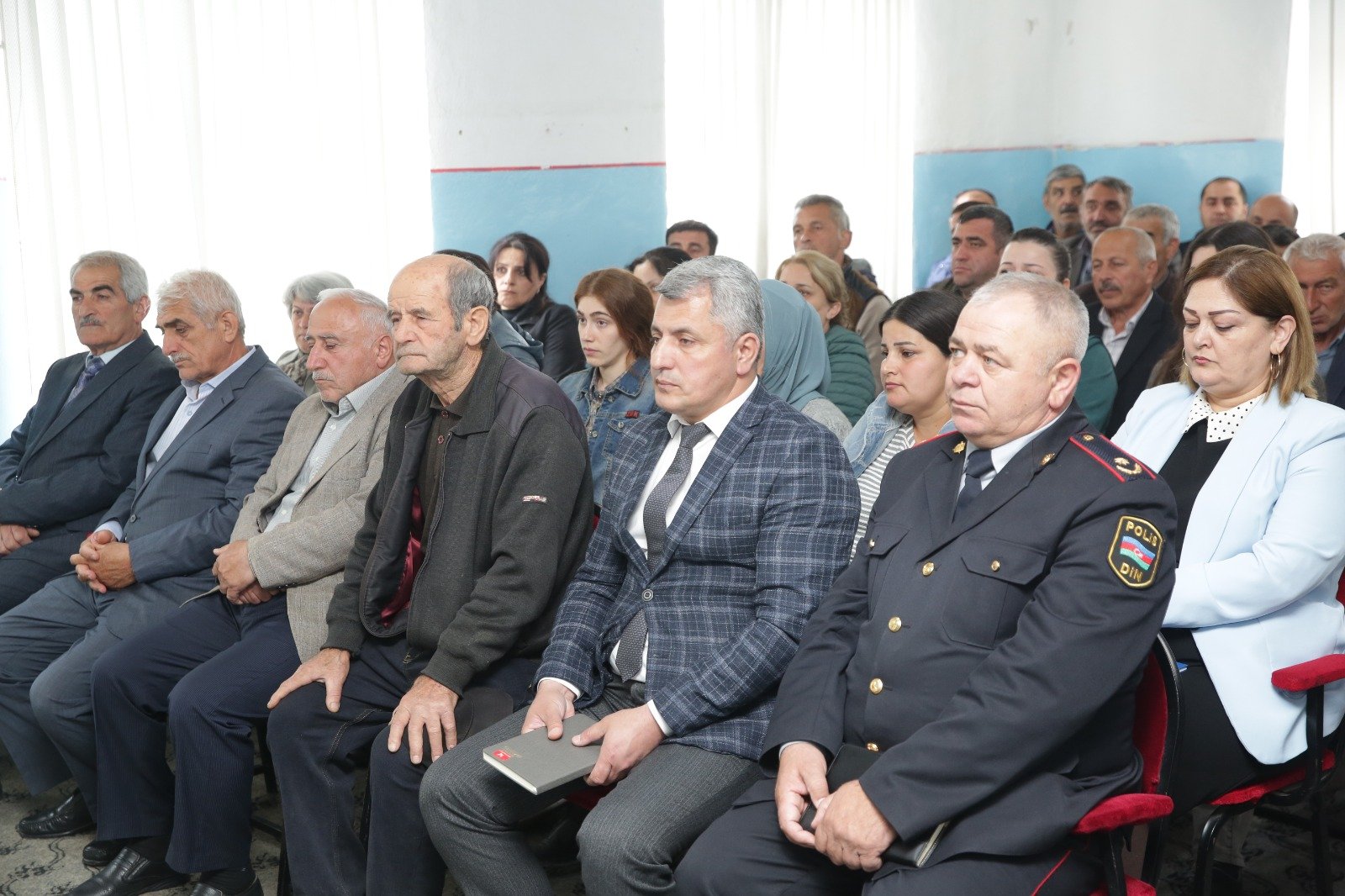Xaçmazın Yergüc kəndində sakinlərin müraciət və təklifləri dinlənilib (FOTO)