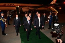 Belarus Prezidenti Aleksandr Lukaşenko Azərbaycana dövlət səfərinə gəlib (FOTO)