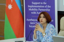 UNEC-də Avropa İttifaqı tərəfindən maliyyələşdirilən "Miqrasiya" dərsliyinin təqdimatı keçirilib (FOTO)