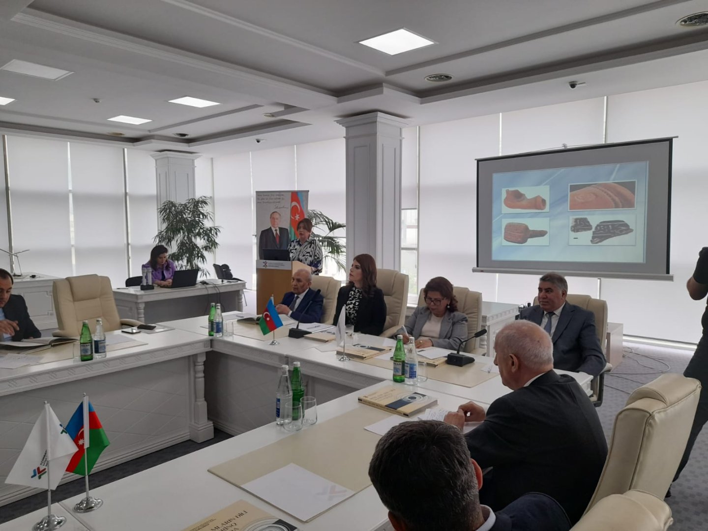“Reklamların dili monitorinq aynasında” adlı tədbir keçirilib (FOTO)