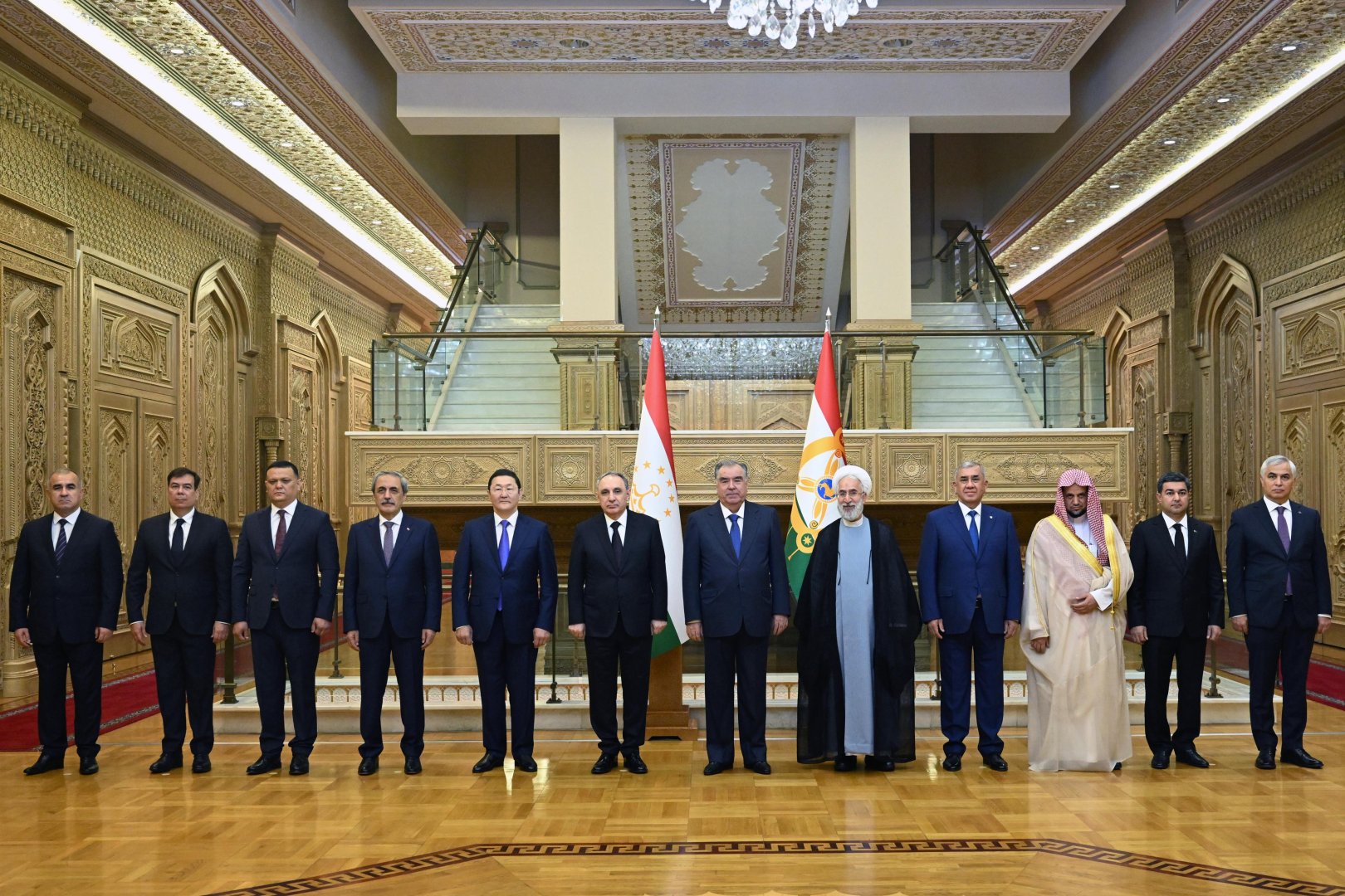 Baş prokuror Düşənbəyə işgüzar səfərə gedib (FOTO)