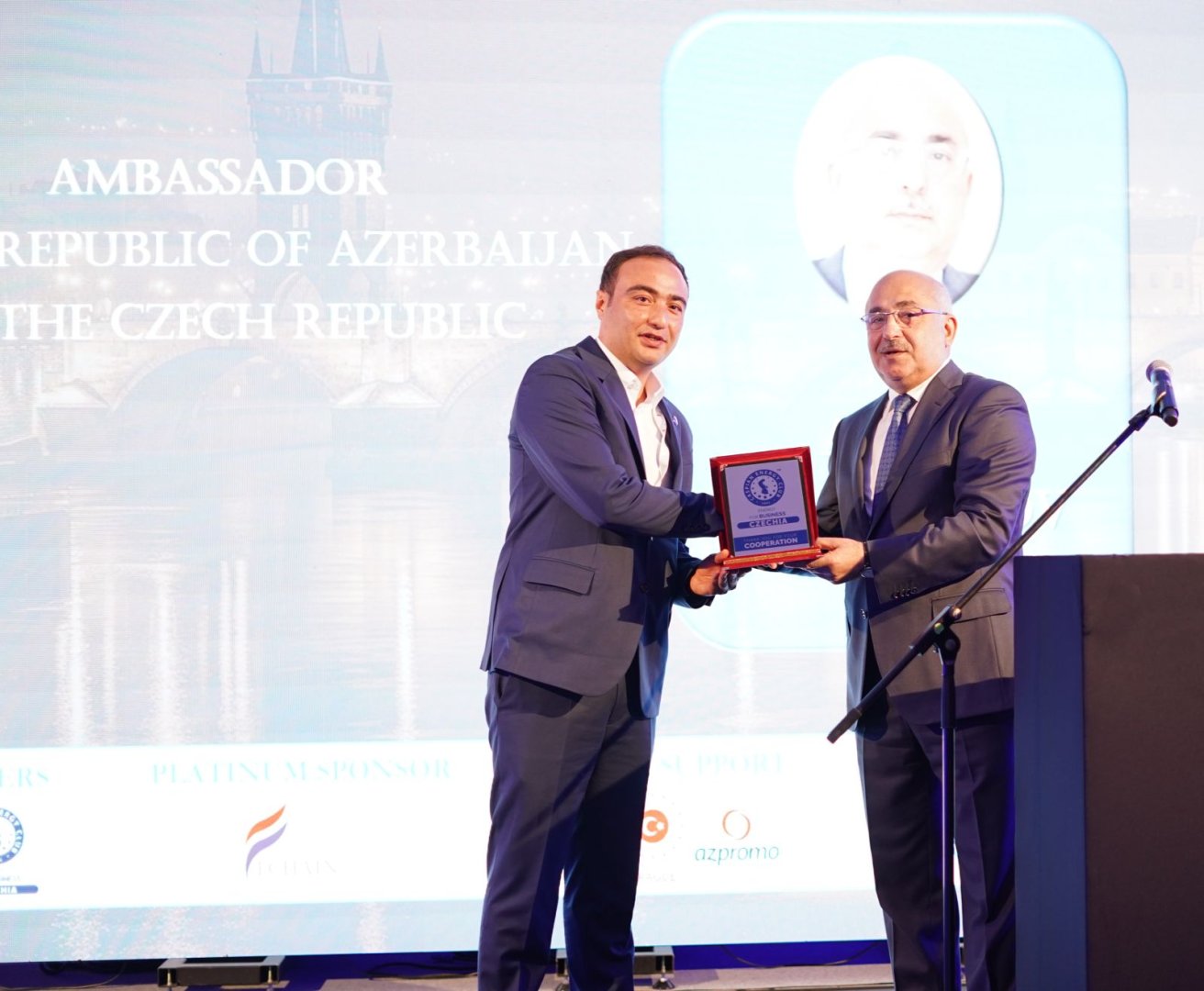 Praqada 18-ci Beynəlxalq Kaspian İnvestisiya Forumu işə başlayıb (FOTO)