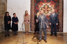 Riqada ilk dəfə “Yaddaşın genetik kodu. Azərbaycan xalçaları” ənənəvi Azərbaycan xalçalarından ibarət böyük sərgi təşkil olunub (FOTO)