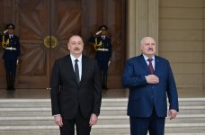Belarus Prezidenti Aleksandr Lukaşenkonun rəsmi qarşılanma mərasimi olub (FOTO/VİDEO)