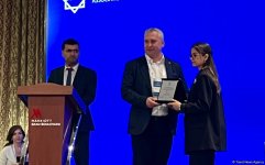 “Fintex Summit 2024” çərçivəsində sponsorlar və tərəfdaşlar mükafatlandırıldı (FOTO)