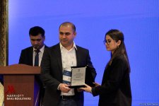 “Fintex Summit 2024” çərçivəsində sponsorlar və tərəfdaşlar mükafatlandırıldı (FOTO)