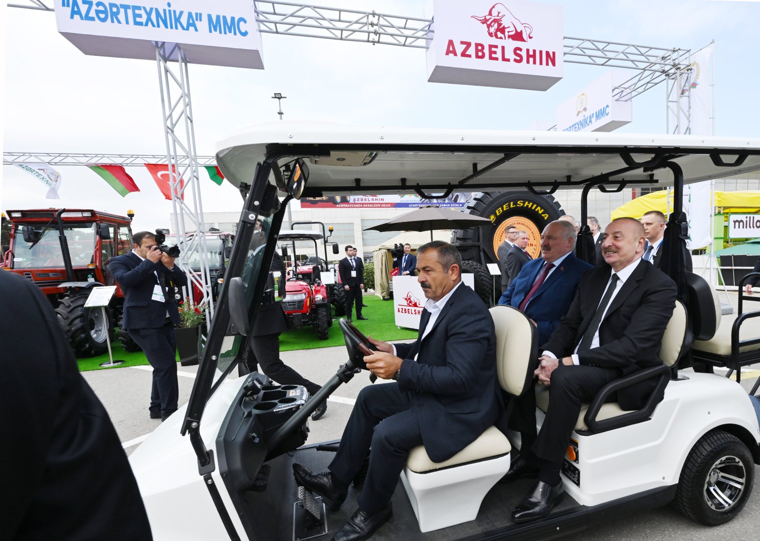 Azərbaycan və Belarus Prezidentləri “Caspian Agro” və  “InterFood Azerbaijan” sərgiləri ilə tanış olublar (FOTO/VİDEO) (YENİLƏNİB-2)