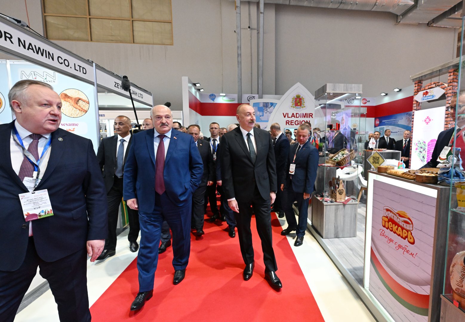 Azərbaycan və Belarus Prezidentləri “Caspian Agro” və  “InterFood Azerbaijan” sərgiləri ilə tanış olublar (FOTO/VİDEO) (YENİLƏNİB-2)