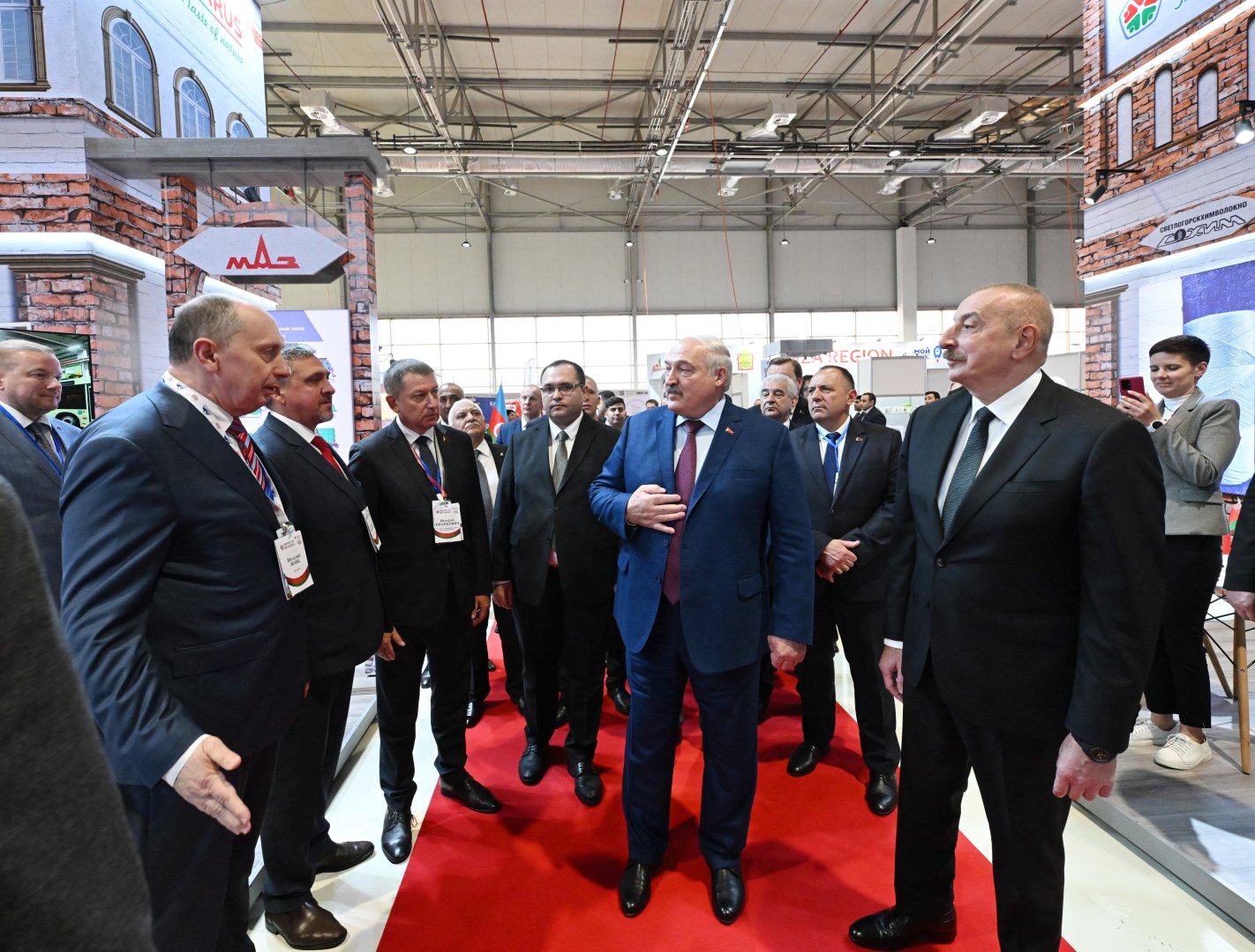 Azərbaycan və Belarus Prezidentləri “Caspian Agro” və  “InterFood Azerbaijan” sərgiləri ilə tanış olublar (FOTO/VİDEO) (YENİLƏNİB-2)