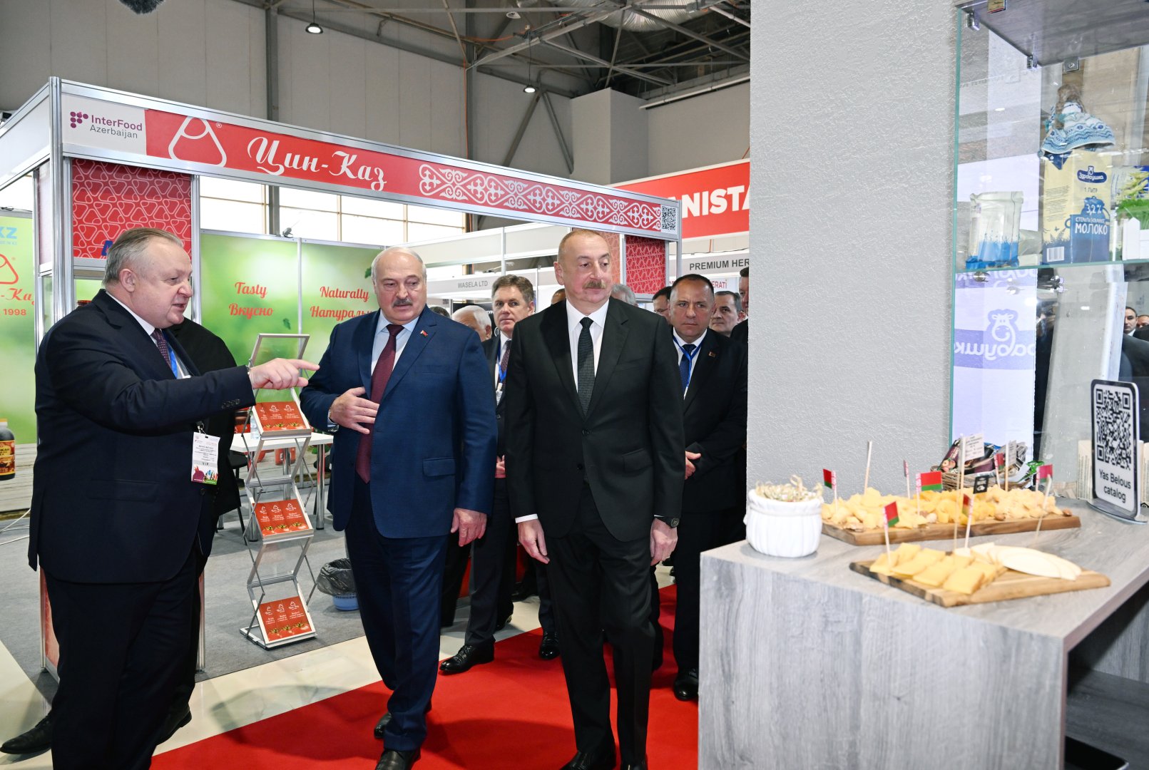 Azərbaycan və Belarus Prezidentləri “Caspian Agro” və  “InterFood Azerbaijan” sərgiləri ilə tanış olublar (FOTO/VİDEO) (YENİLƏNİB-2)