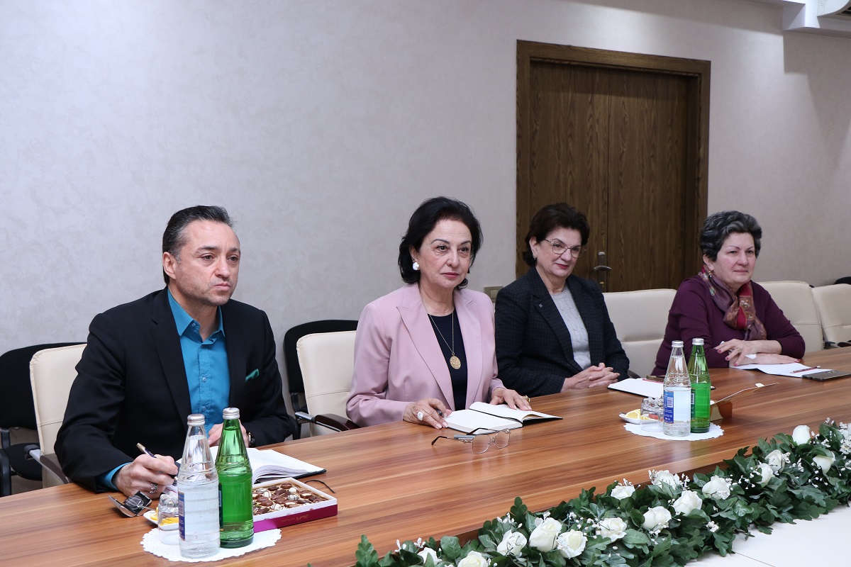 Nüfuzlu RİBA akkreditasiyasının ekspertləri AzMİU-da (FOTO)