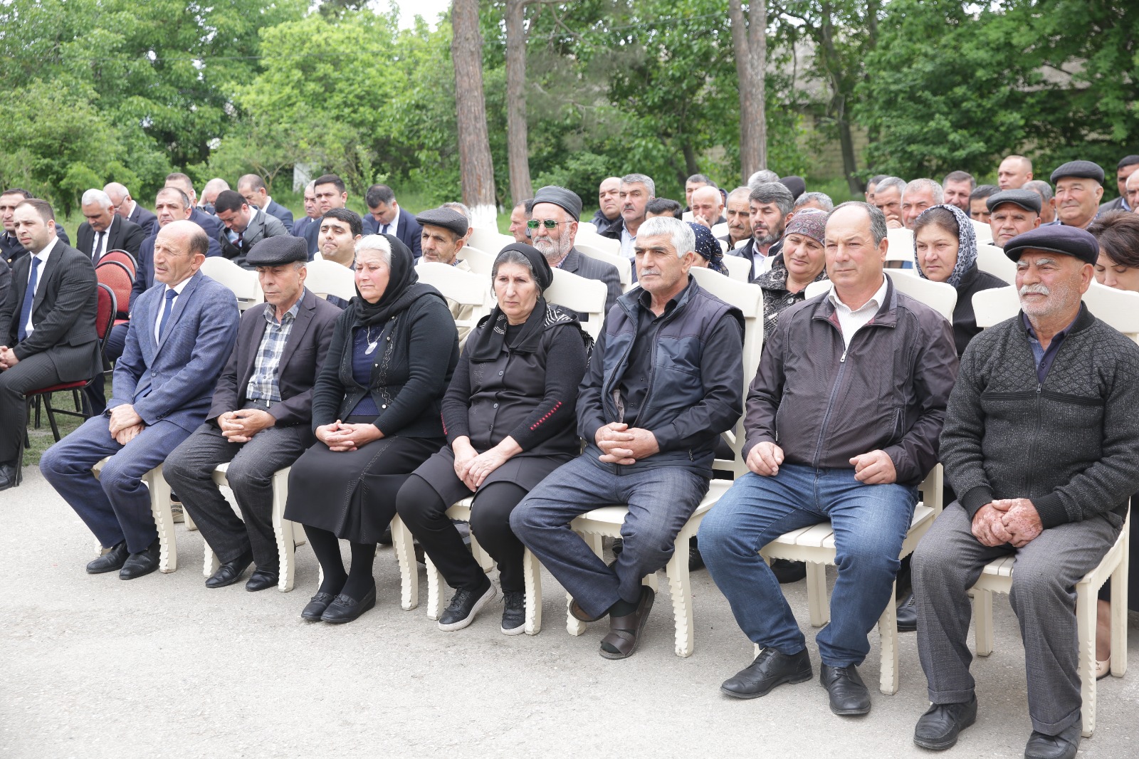Xaçmazın Niyazoba kəndində növbəti səyyar qəbul keçirilib (FOTO)
