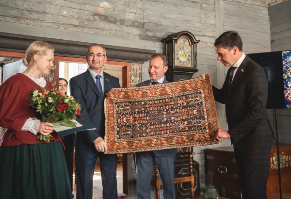 Azərbaycanın Latviyadakı Səfirliyi və "Azərxalça" ASC-nin təşkilatçılığı ilə Liepayada "Azərbaycan Günü” təşkil olunub (FOTO)