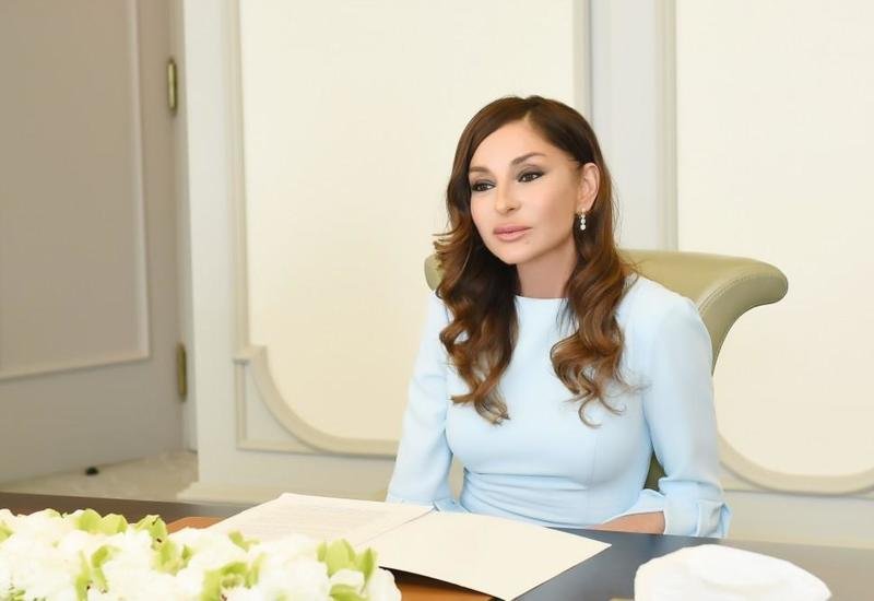 Leyla Əliyeva Birinci vitse-prezident Mehriban Əliyevanın doğum günü münasibətilə video paylaşıb (VİDEO)