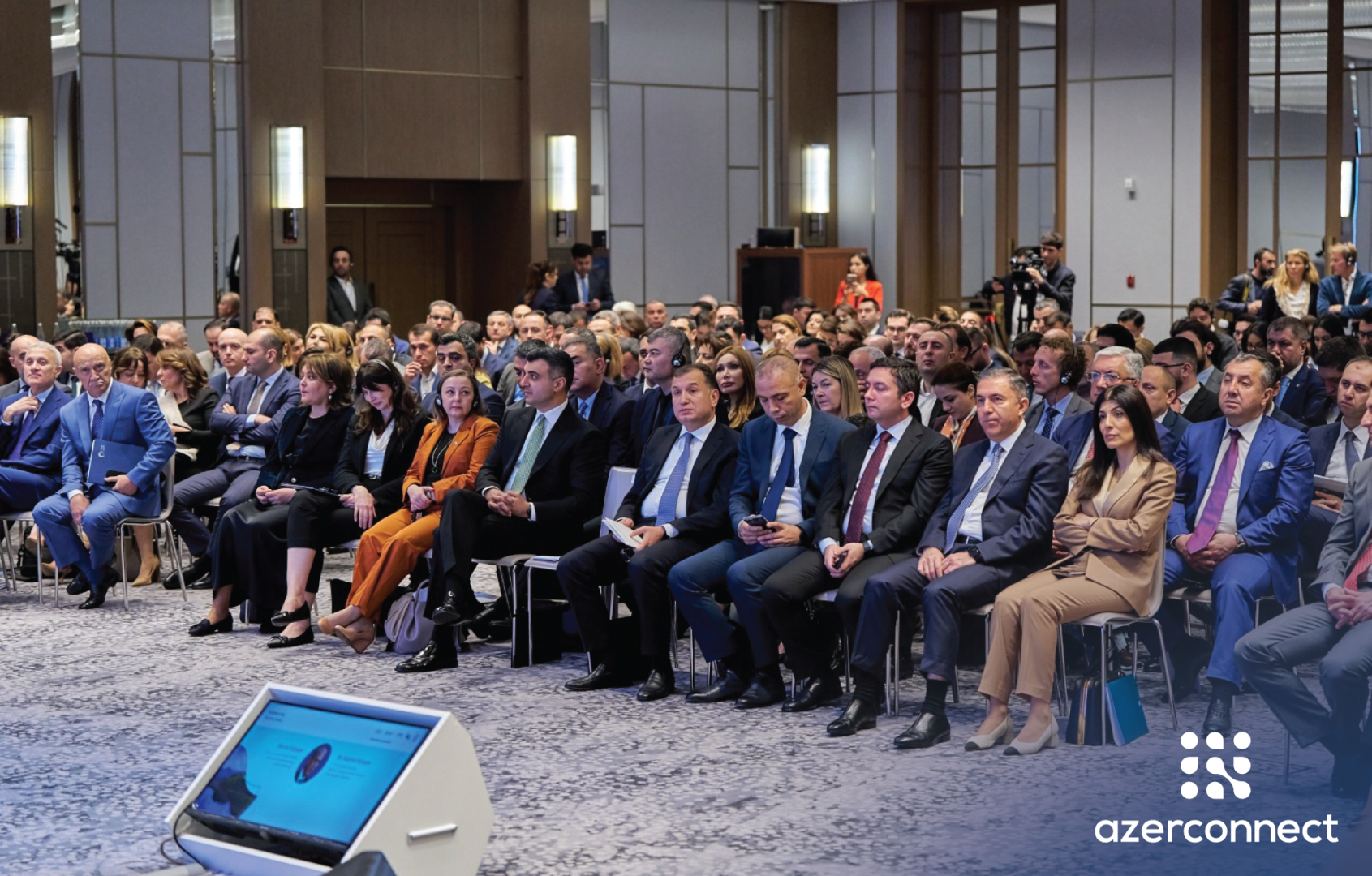 Azerconnect Group COP29 çərçivəsində keçirilən Biznes Forumda iştirak edib (FOTO)