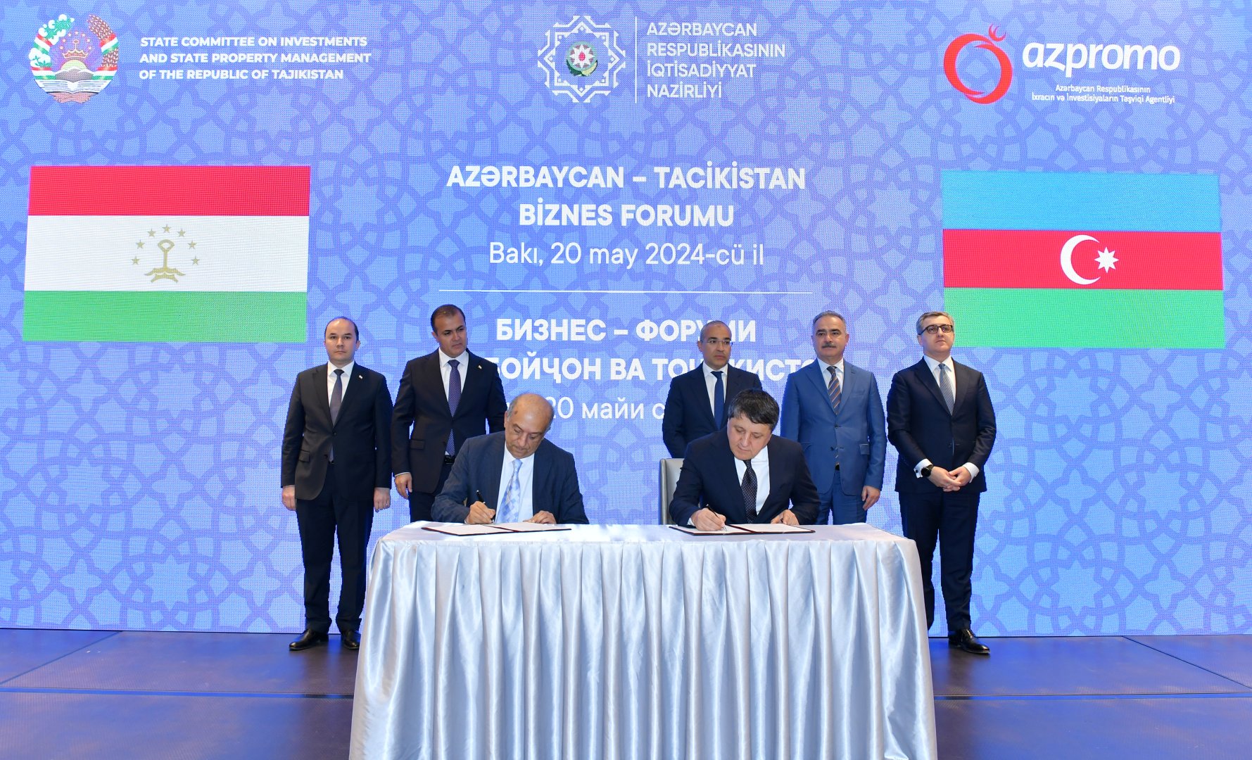 Tacikistan və Azərbaycan bir sıra əməkdaşlıq sənədləri imzalayıb (FOTO)