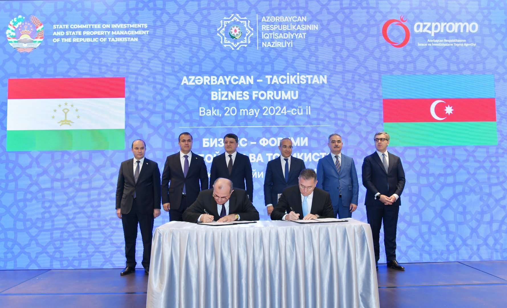 Tacikistan və Azərbaycan bir sıra əməkdaşlıq sənədləri imzalayıb (FOTO)