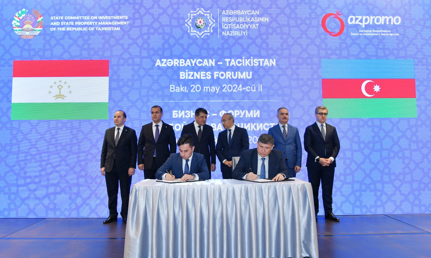 Tacikistan və Azərbaycan bir sıra əməkdaşlıq sənədləri imzalayıb (FOTO)