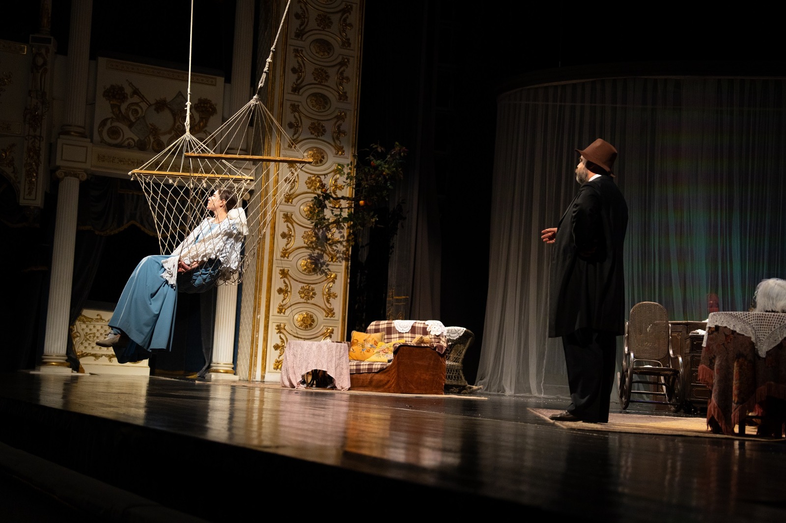 VTB Bakıda Moskva teatrı "Pyotr Fomenko Emalatxanası"nın tamaşasına dəstək oldu (FOTO)