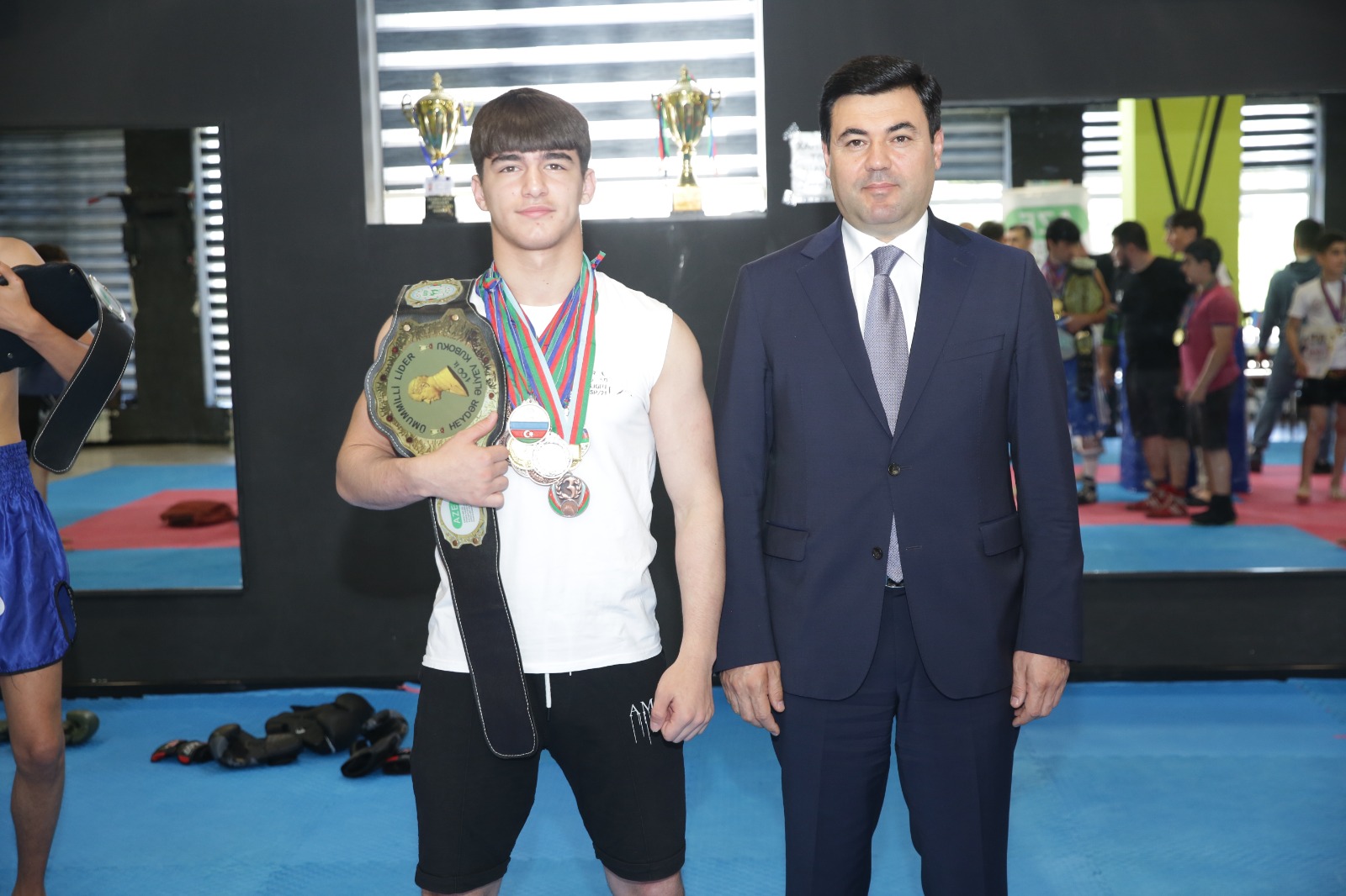 Elnur Rzayev “Əhməd” İdman Klubunda idmançılarla görüşüb (FOTO)