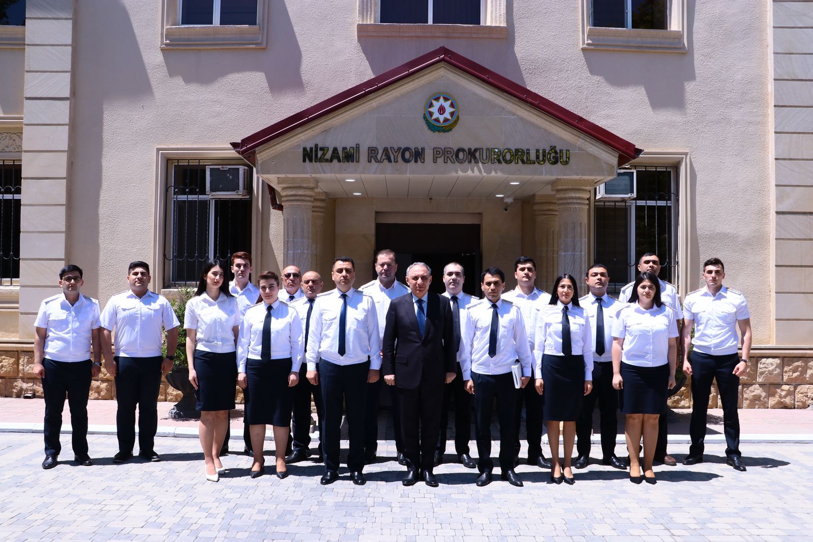 Baş prokuror paytaxtın Nizami rayonunda vətəndaşları qəbul edib (FOTO)