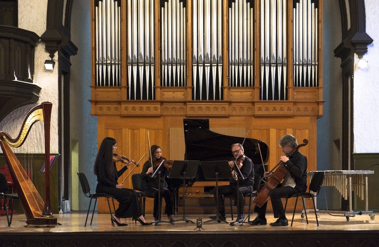 Üzeyir Məmmədovun "Müəllif musiqisi axşamı" adlı konsert proqramı baş tutub (FOTO)