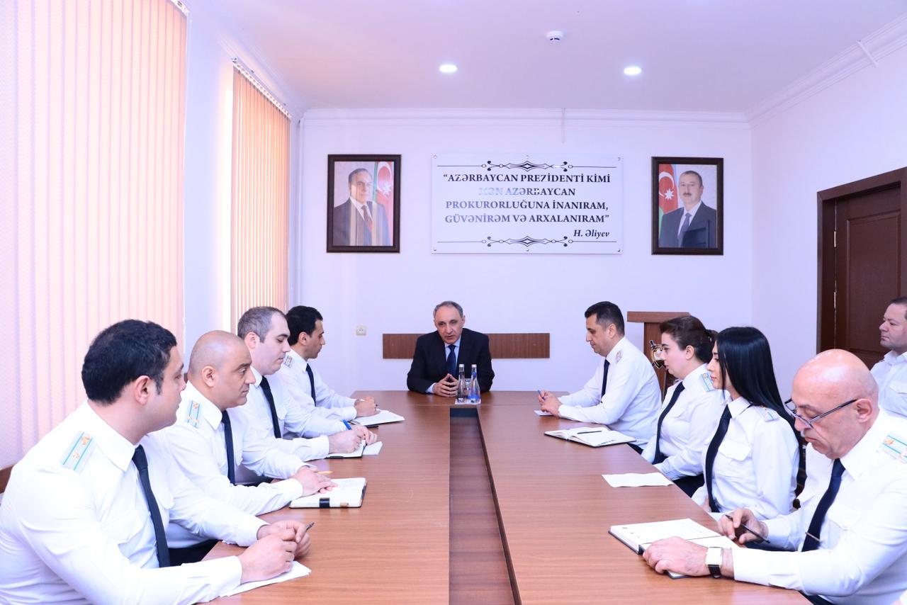 Baş prokuror paytaxtın Nizami rayonunda vətəndaşları qəbul edib (FOTO)