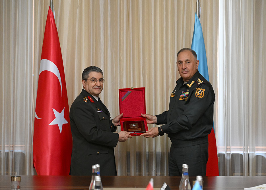 Azərbaycan-Türkiyə arasında hərbi əməkdaşlığın inkişaf perspektivləri müzakirə edilib (FOTO)