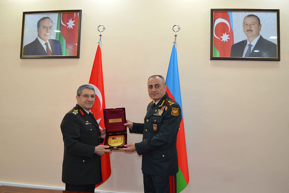 Azərbaycan-Türkiyə arasında hərbi əməkdaşlığın inkişaf perspektivləri müzakirə edilib (FOTO)