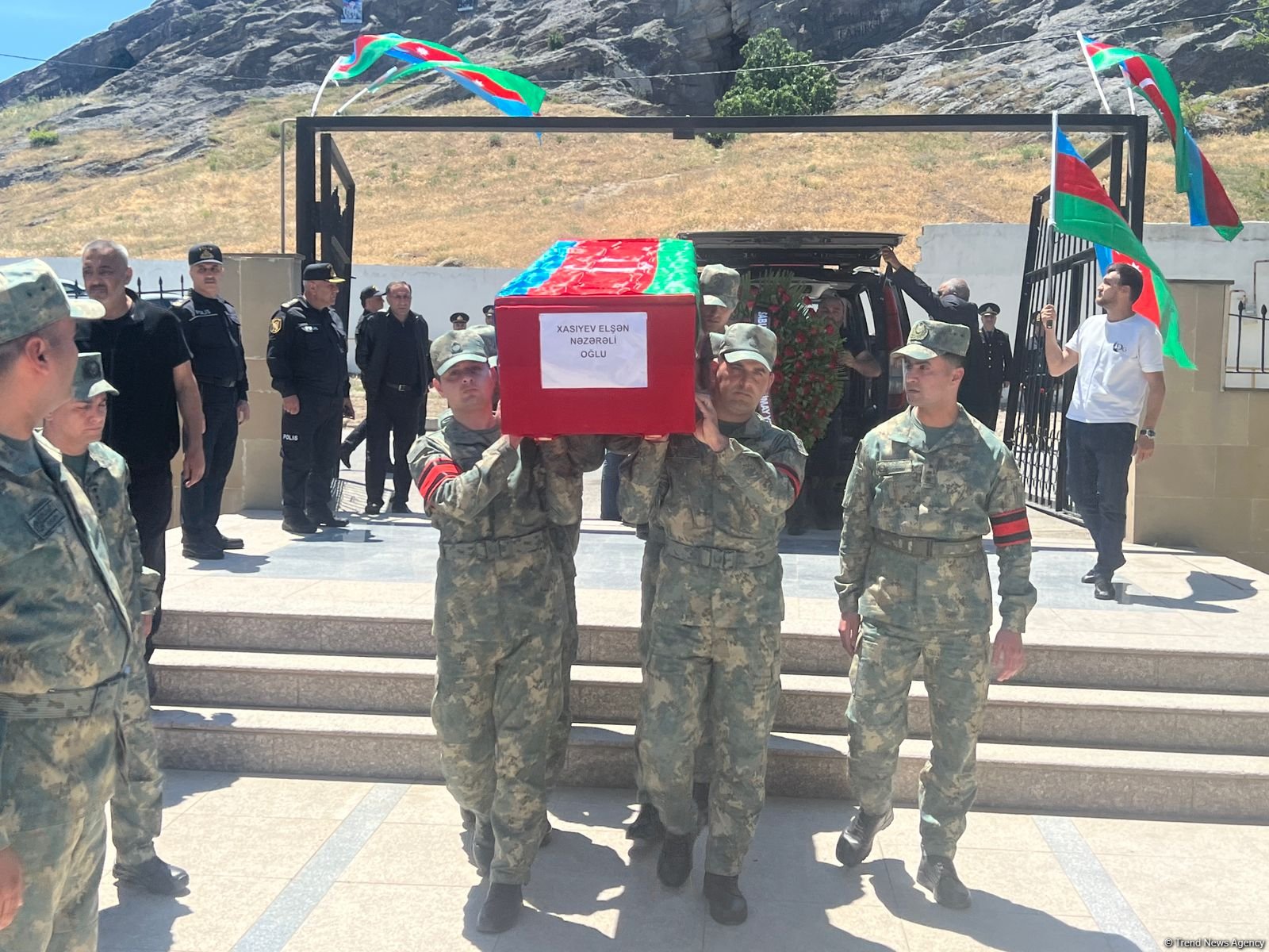 Sabunçuda Birinci Qarabağ müharibəsinin şəhidi dəfn olunub (FOTO/VİDEO) (ƏLAVƏ OLUNUB)