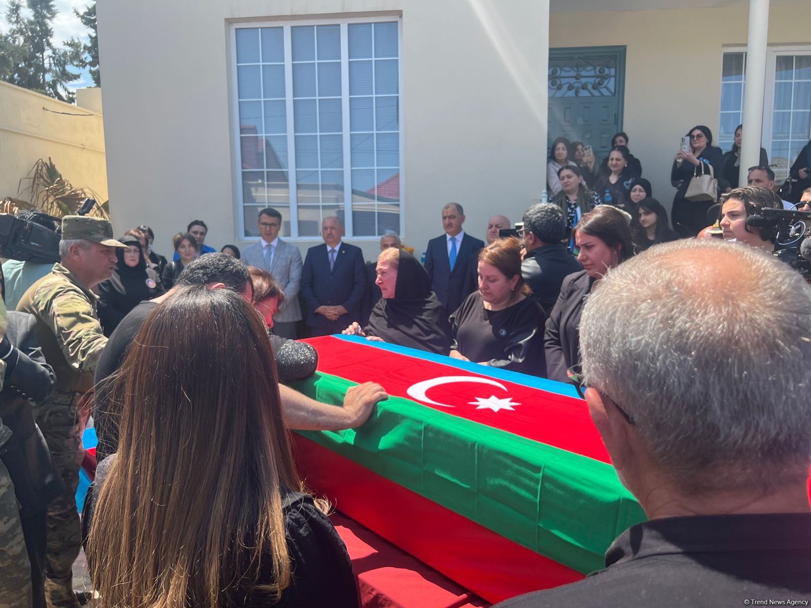 Suraxanıda Birinci Qarabağ müharibəsinin şəhidi Arif İmaməliyev dəfn olunub (FOTO/VİDEO) (YENİLƏNİB)