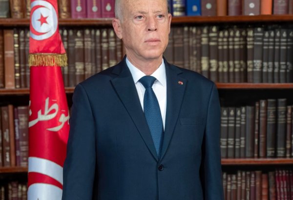 Tunis prezidenti ilk dəfə İrana səfər edib
