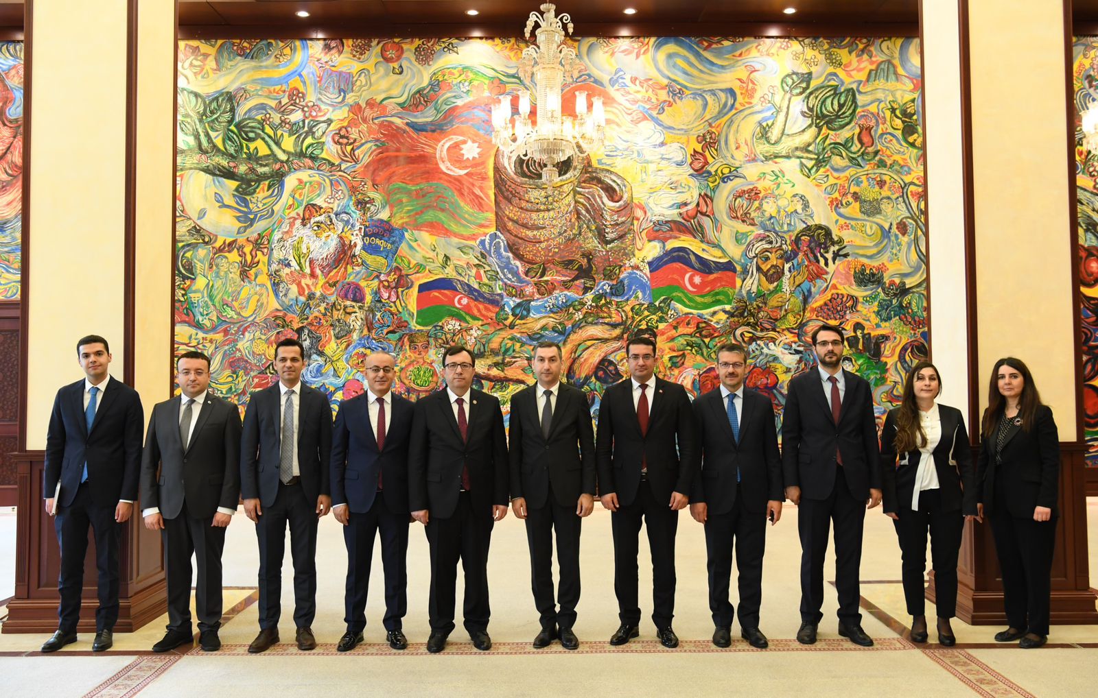 Milli Məclisdə Türkiyə Böyük Millət Məclisinin Baş katibinin müavini ilə görüş keçirilib (FOTO)
