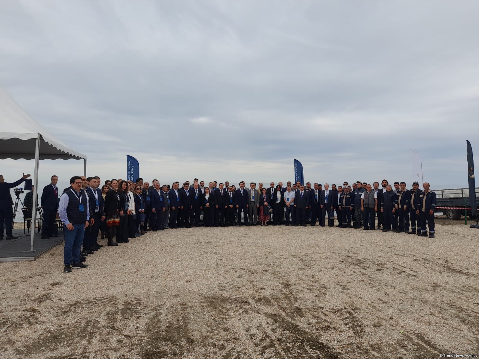 “Azerbaijan Fish Farm” şirkəti Beynəlxalq Biomüxtəliflik Günü münasibətilə Xəzər dənizinə 50 min nərə balığı buraxıb (FOTO)