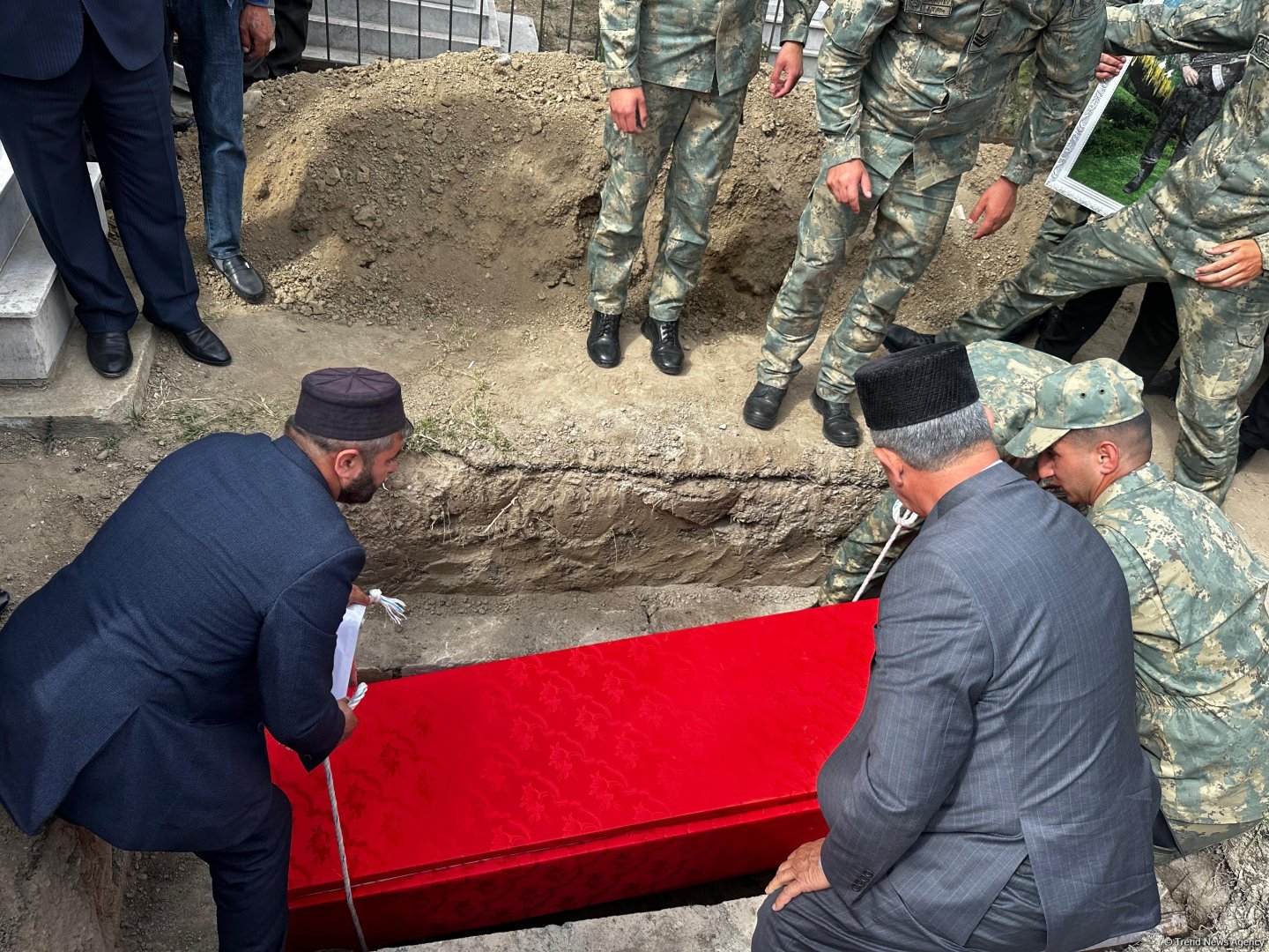 Tərtərdə Birinci Qarabağ müharibəsində itkin düşmüş şəhid Ədalət Əliyev dəfn olunub (FOTO)