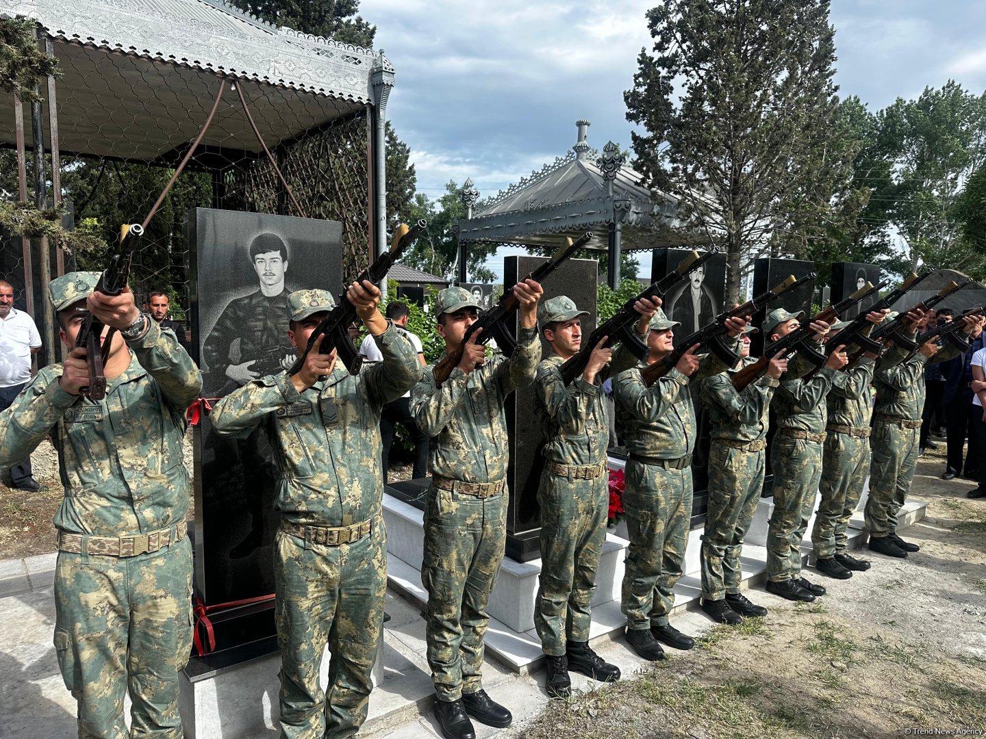 Tərtərdə Birinci Qarabağ müharibəsində itkin düşmüş şəhid Ədalət Əliyev dəfn olunub (FOTO)