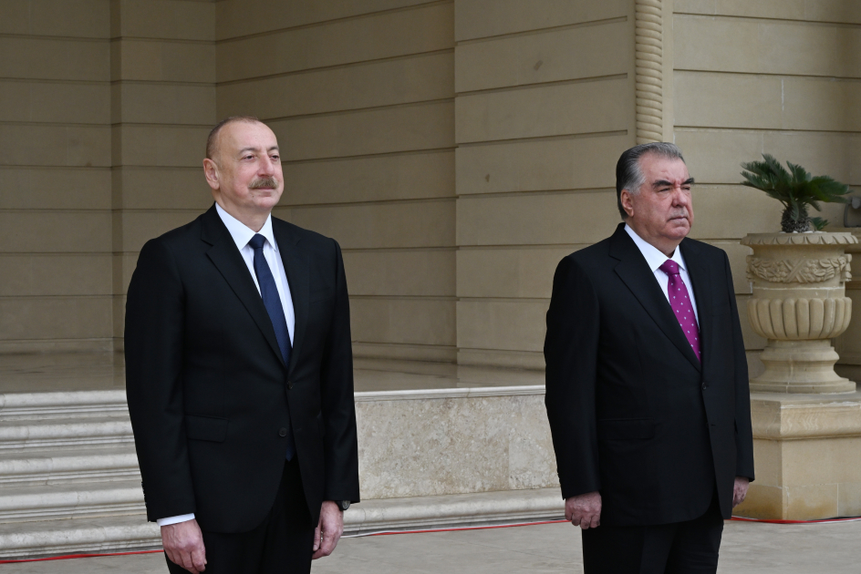 Tacikistan Prezidenti Emoməli Rəhmonun rəsmi qarşılanma mərasimi olub (FOTO)